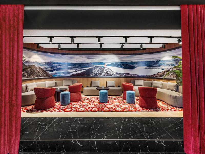 Radisson Red Auckland image