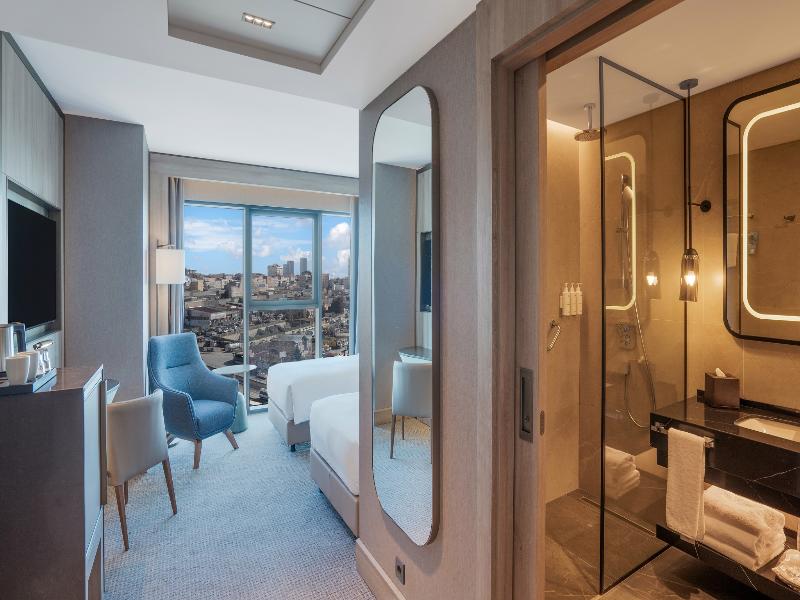 Radisson Hotel Istanbul Merter image