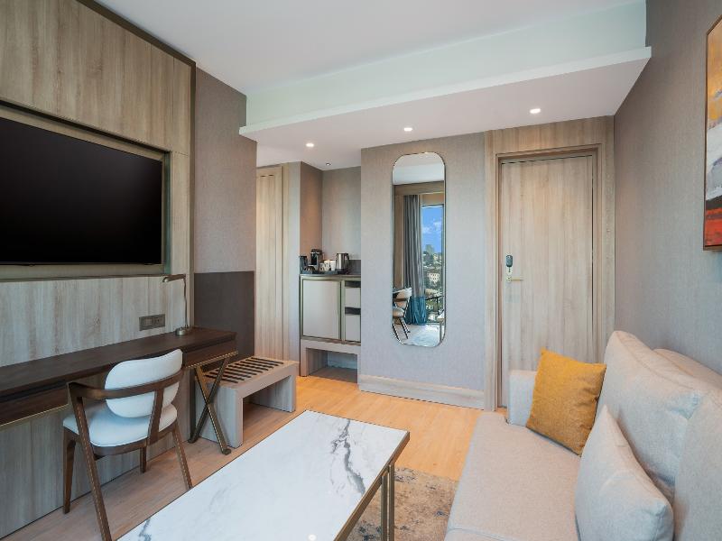 Radisson Hotel Istanbul Merter image