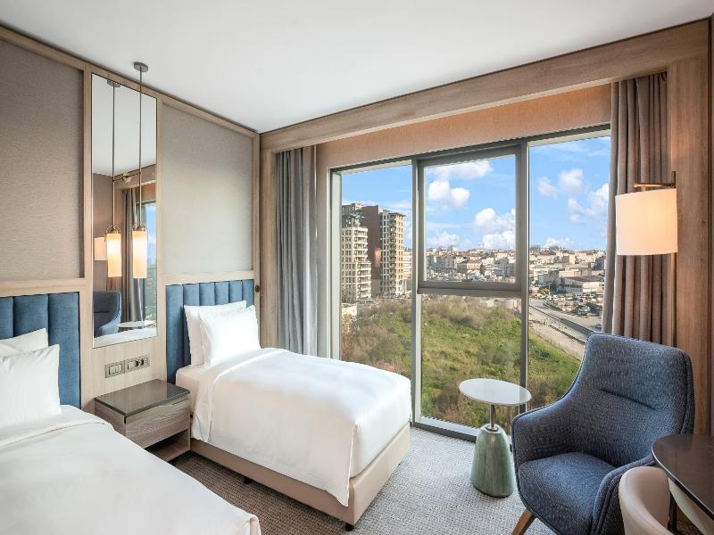 Radisson Hotel Istanbul Merter image
