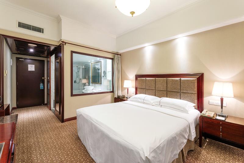 Grand Regency Hotel Qingdao image
