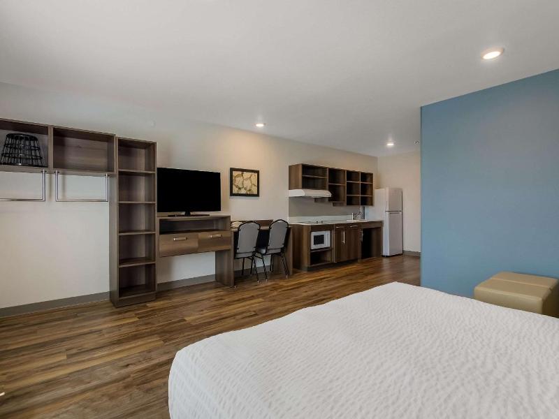 Woodspring Suites Roanoke