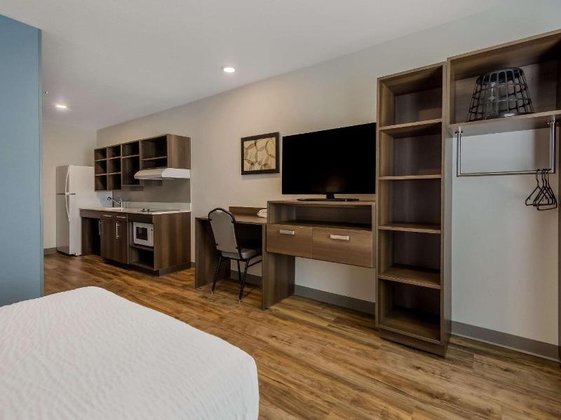 Woodspring Suites Roanoke