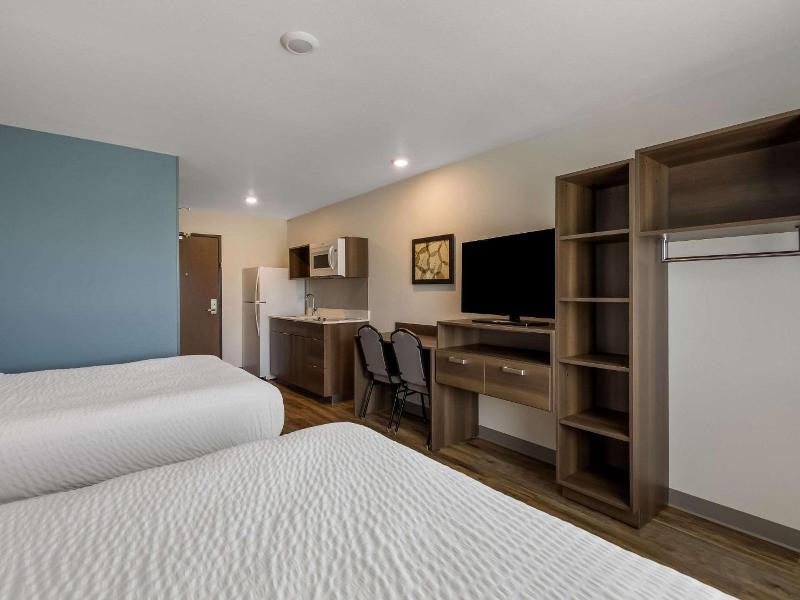 Woodspring Suites Roanoke