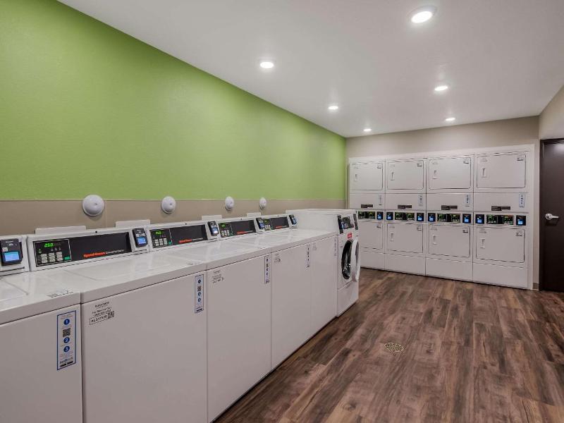Woodspring Suites Roanoke