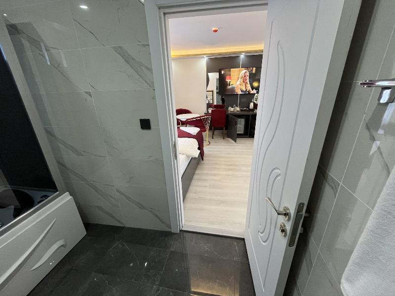 Lale Sultan Hotel image