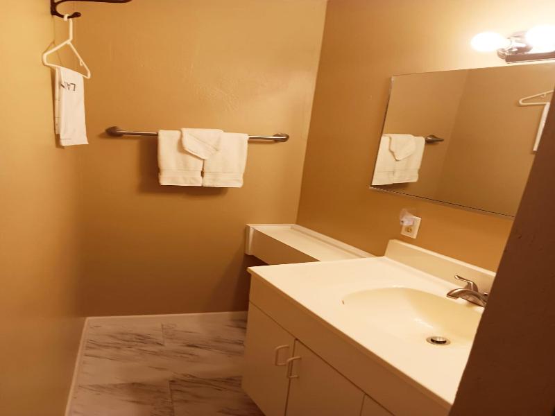 Paiute Trails Inn 5