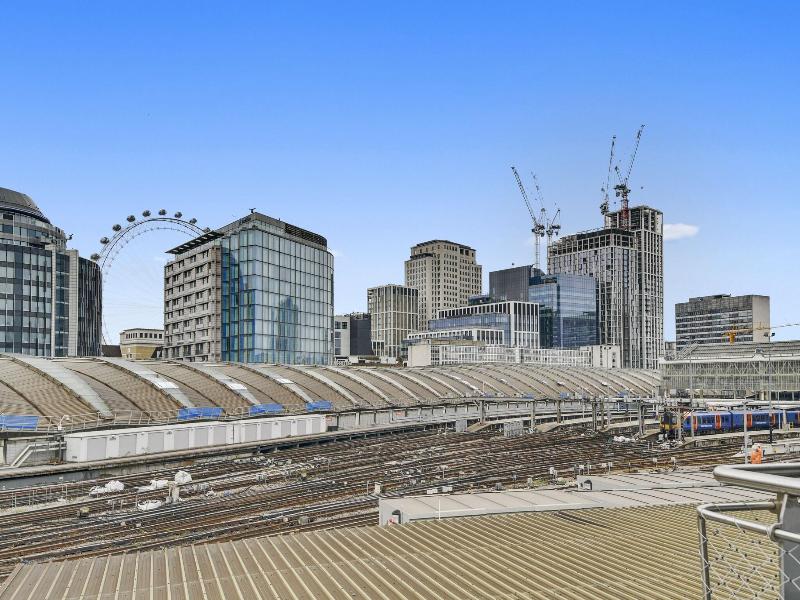 Stow Away Waterloo image