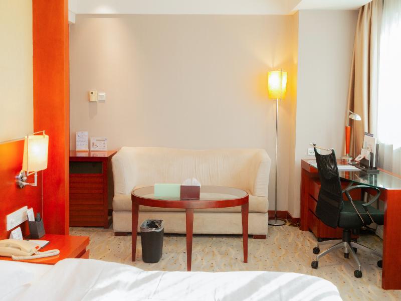 Xiamen Jingmin Central Hotel image