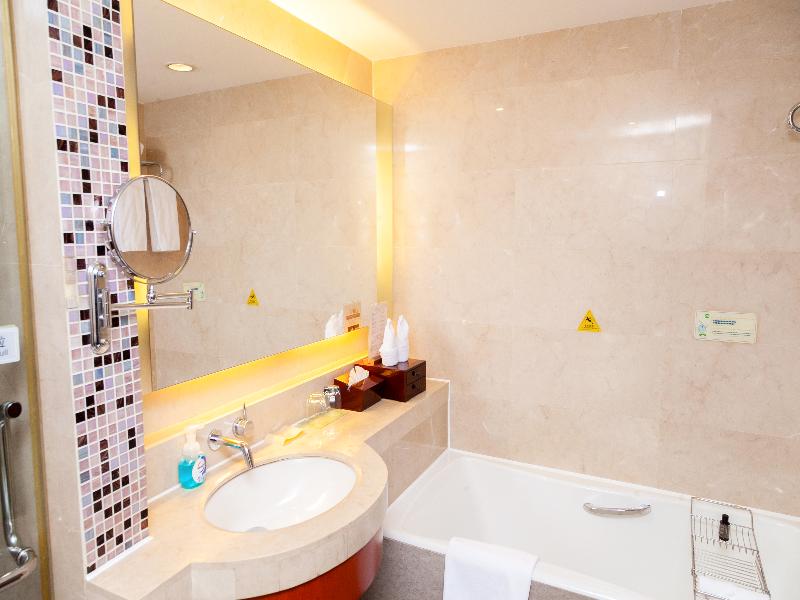 Xiamen Jingmin Central Hotel image