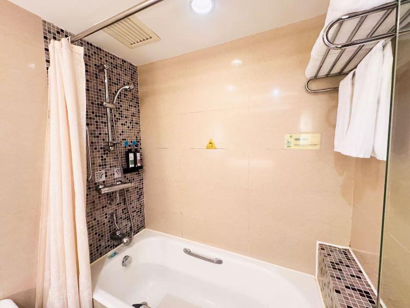 Xiamen Jingmin Central Hotel image