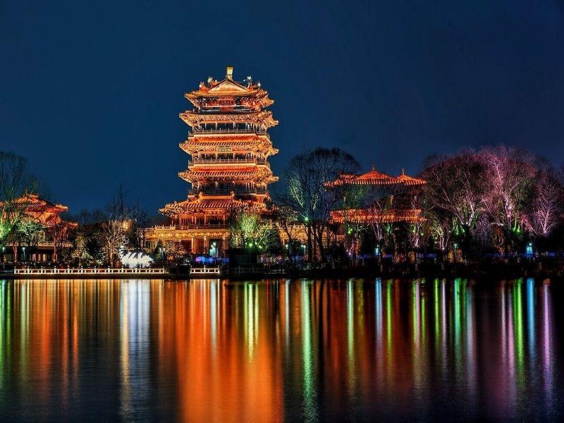 Crowne Plaza Jinan Runhua Hotel By Ihg image