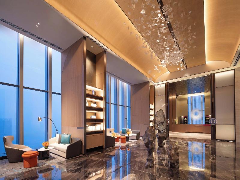 Crowne Plaza Jinan Runhua Hotel By Ihg image
