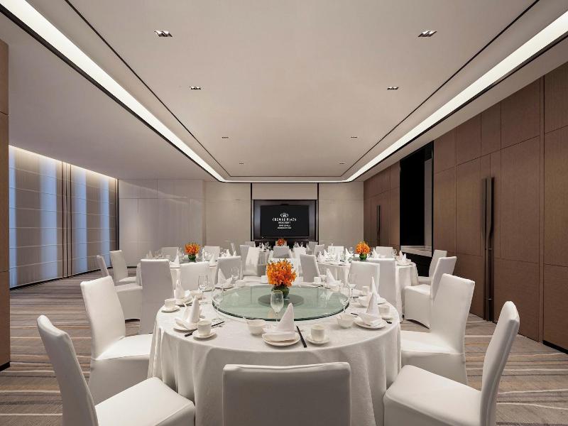 Crowne Plaza Jinan Runhua Hotel By Ihg image