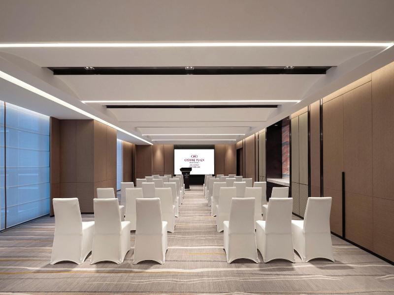 Crowne Plaza Jinan Runhua Hotel By Ihg image