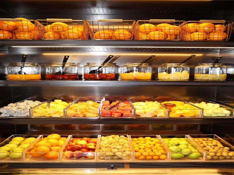 Crowne Plaza Jinan Runhua Hotel By Ihg image