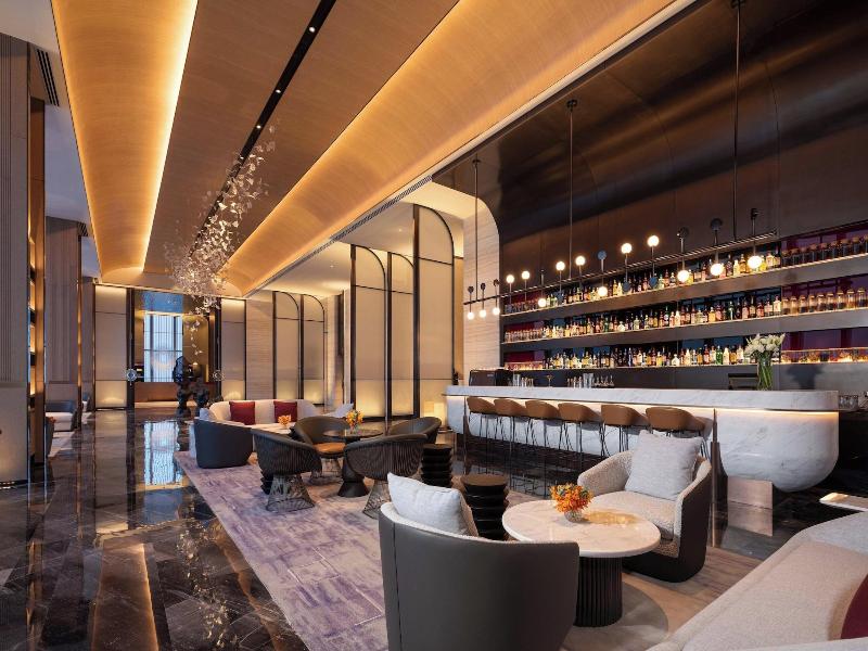 Crowne Plaza Jinan Runhua Hotel By Ihg image