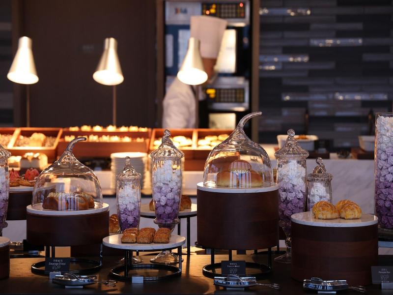Crowne Plaza Jinan Runhua Hotel By Ihg image