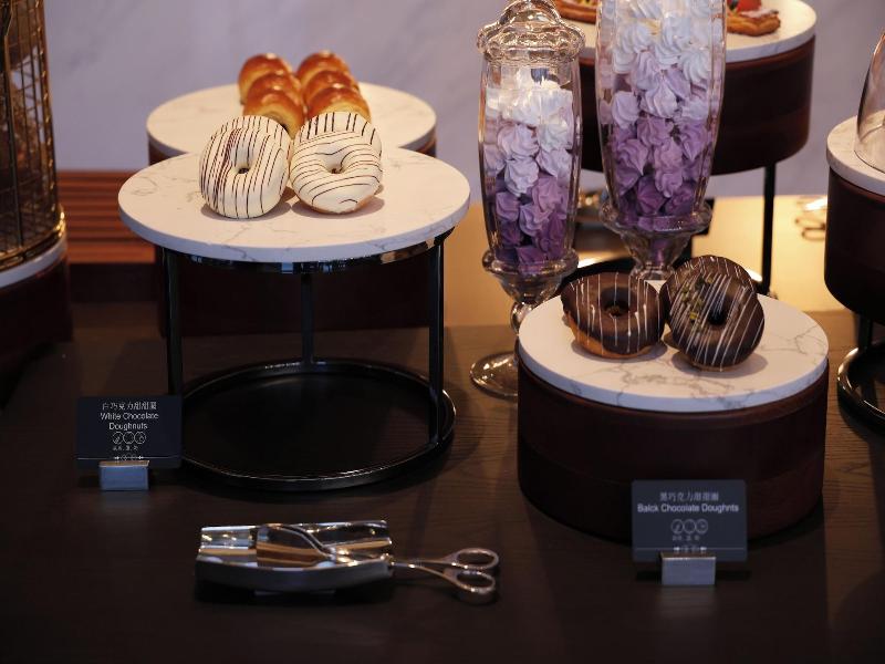 Crowne Plaza Jinan Runhua Hotel By Ihg image