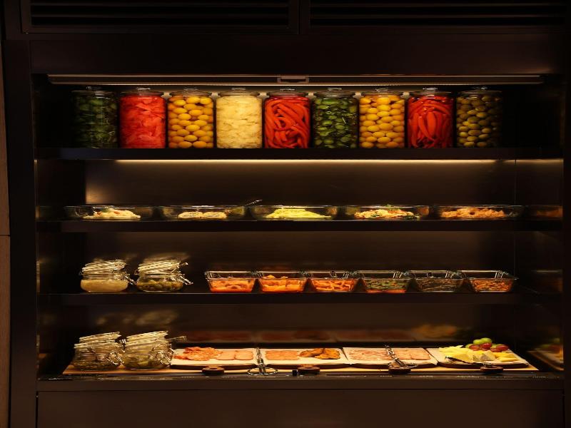 Crowne Plaza Jinan Runhua Hotel By Ihg image