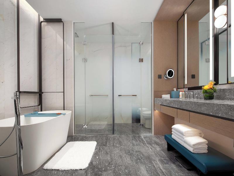 Crowne Plaza Jinan Runhua Hotel By Ihg image