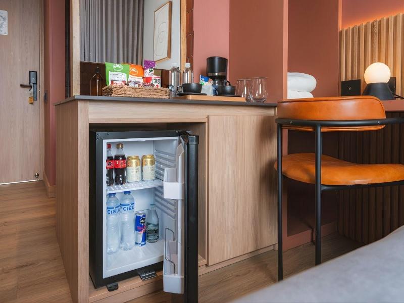 Heiss Hotel By Jalo image