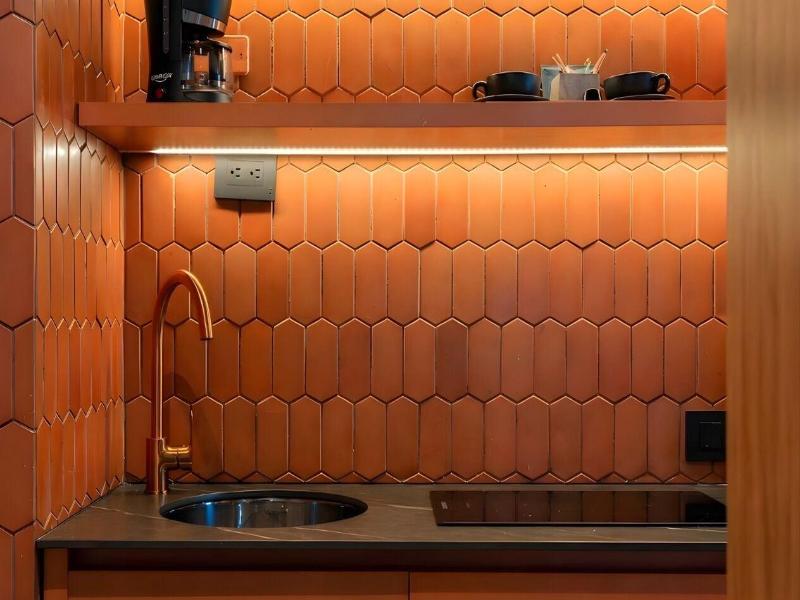 Heiss Hotel By Jalo image