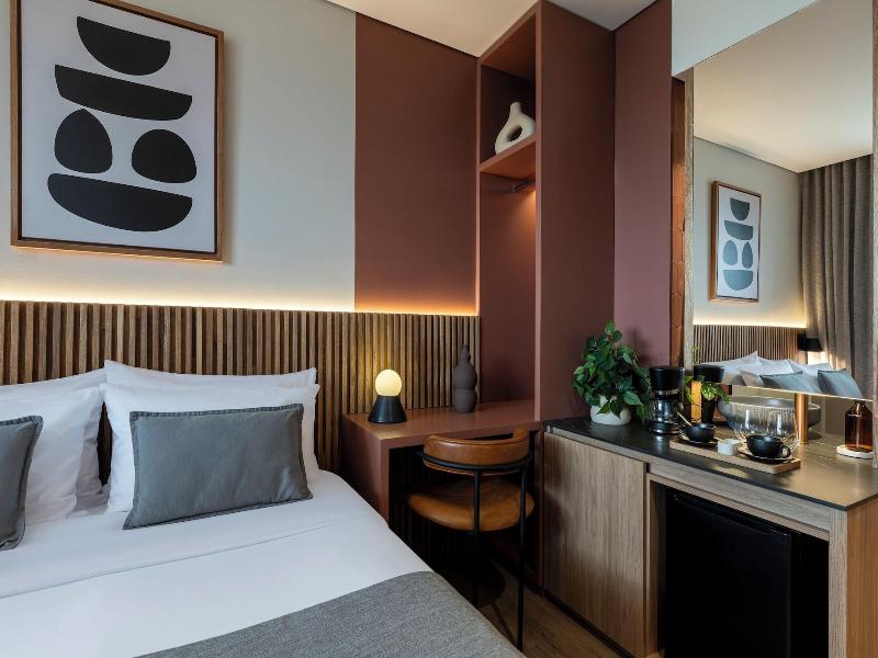 Heiss Hotel By Jalo image