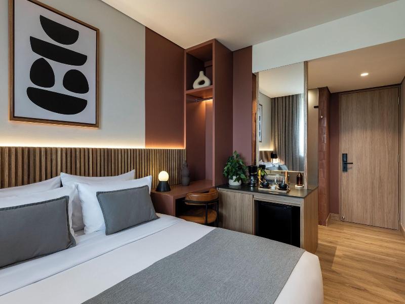 Heiss Hotel By Jalo image