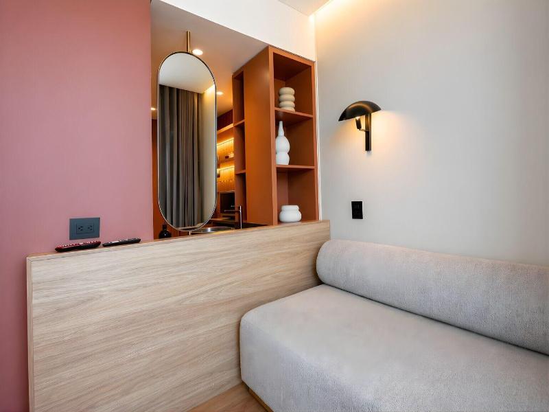 Heiss Hotel By Jalo image