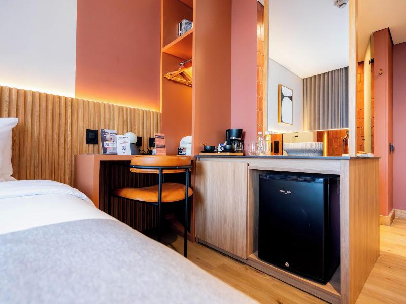 Heiss Hotel By Jalo image