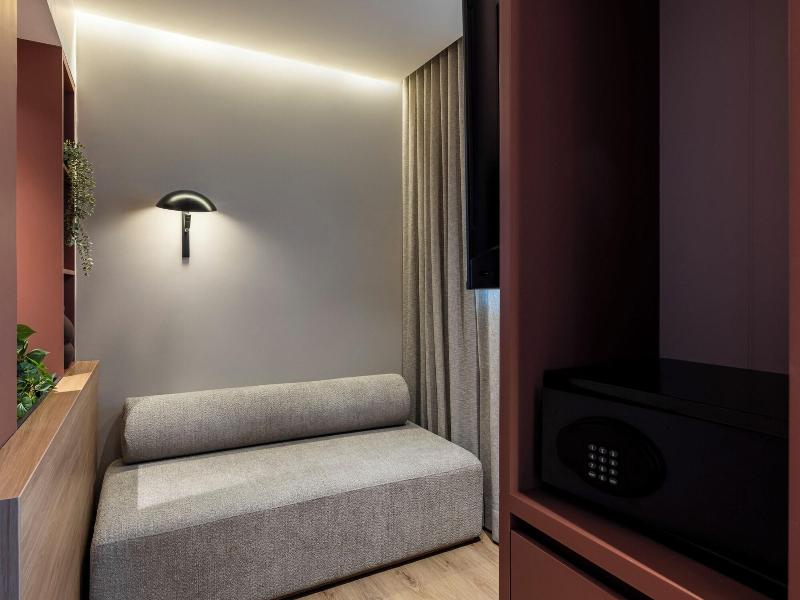 Heiss Hotel By Jalo image