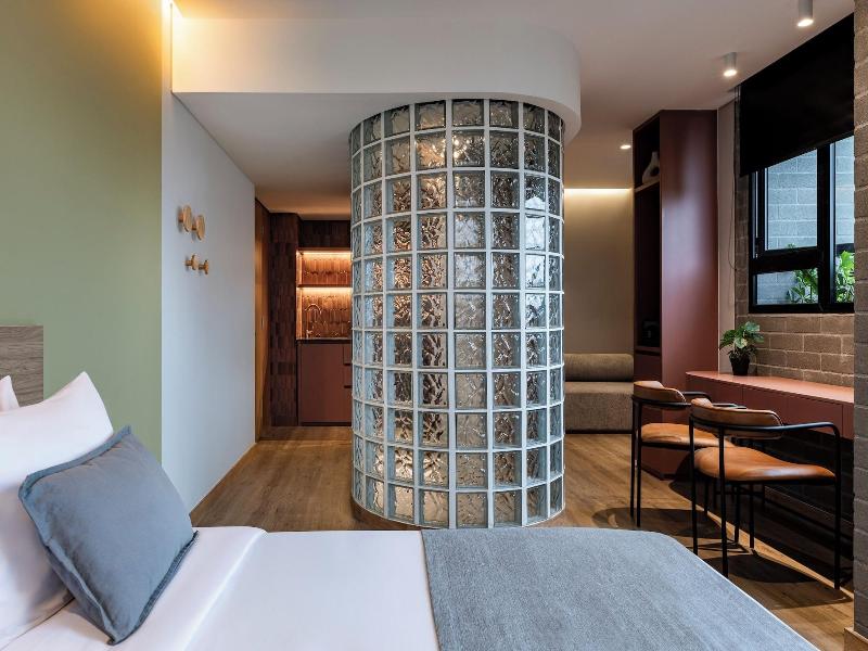 Heiss Hotel By Jalo image