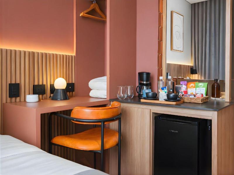 Heiss Hotel By Jalo image