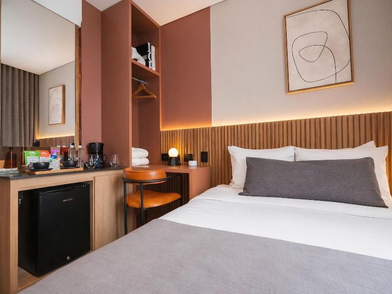 Heiss Hotel By Jalo image