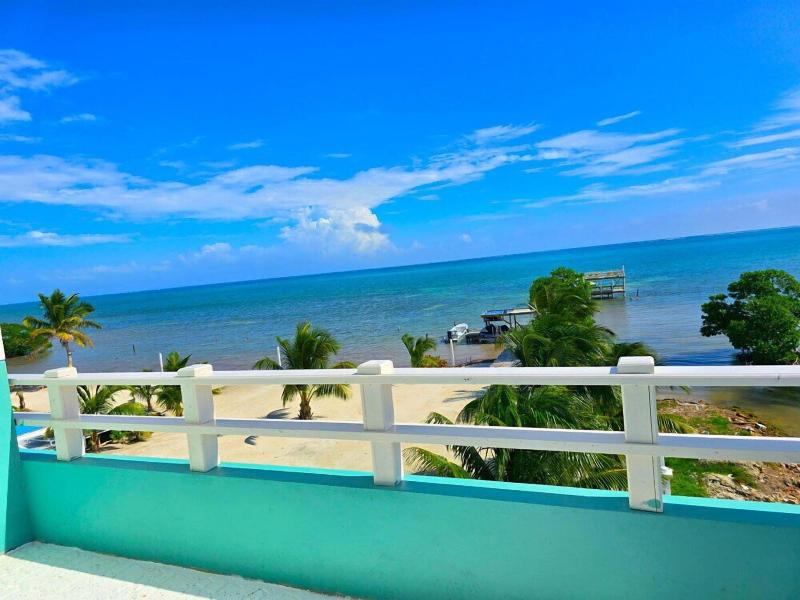 Island Magic Villas image