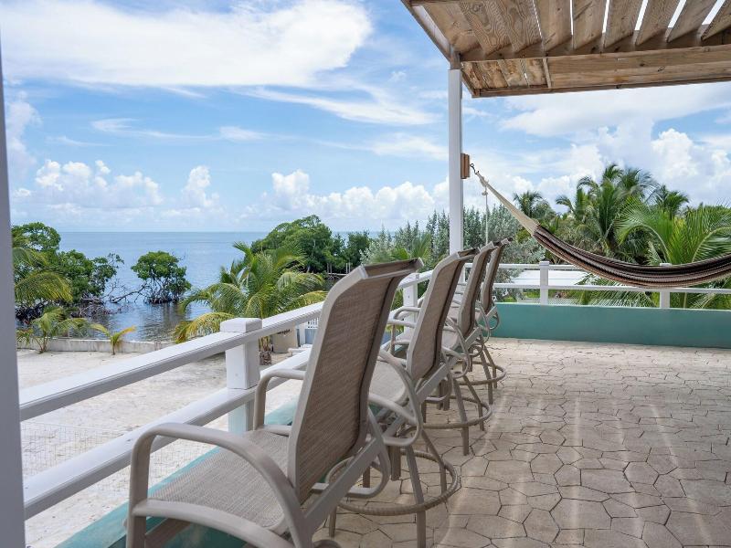 Island Magic Villas image