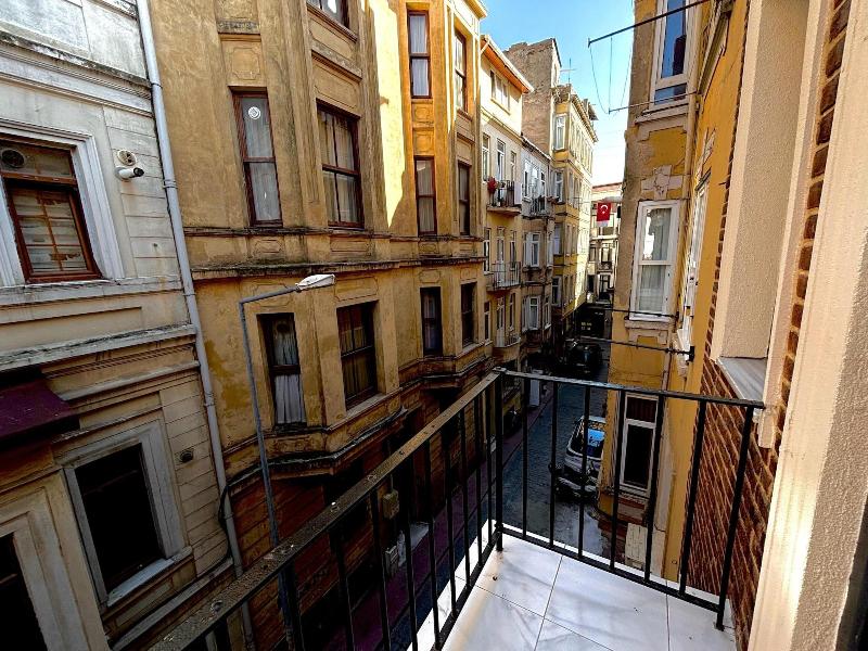 Galata Calm Tale Hotel image