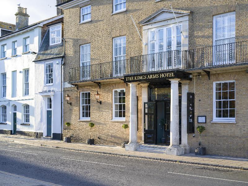 The Kings Arms Hotel image