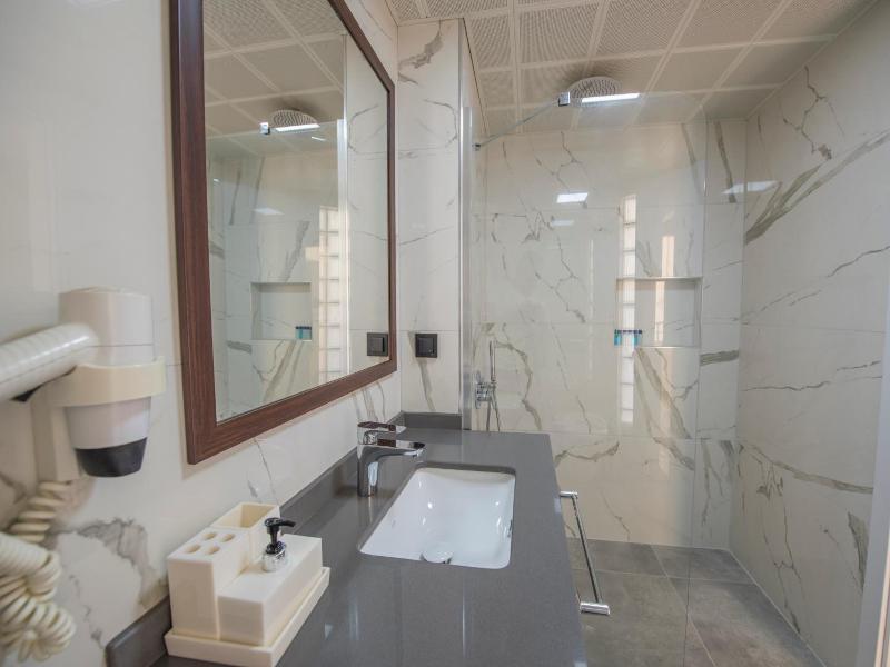 Belcehan Hotel image