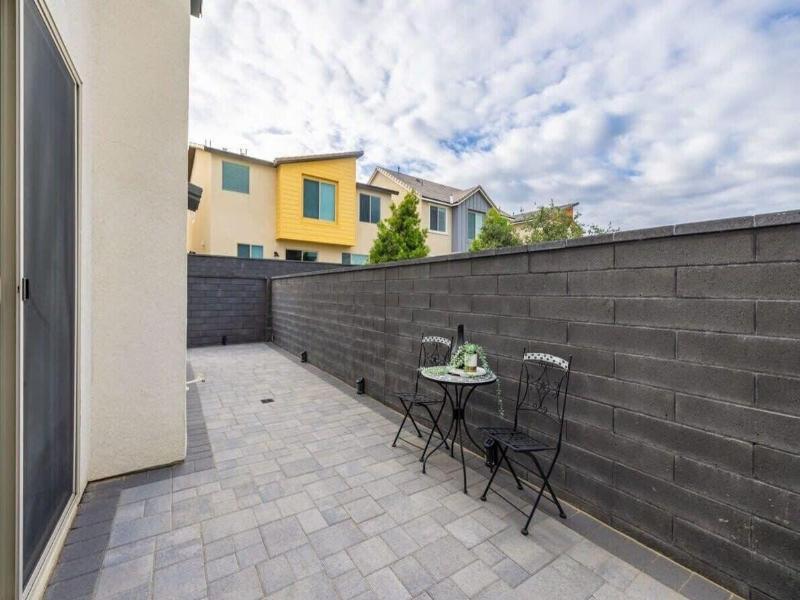 @marbella Lane -amazing 5br Home In Rancho Mission image