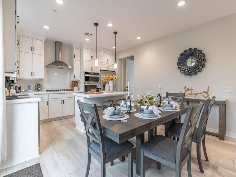 @marbella Lane -amazing 5br Home In Rancho Mission image
