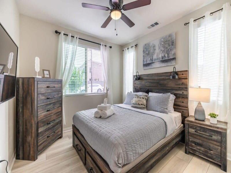 @marbella Lane -amazing 5br Home In Rancho Mission image