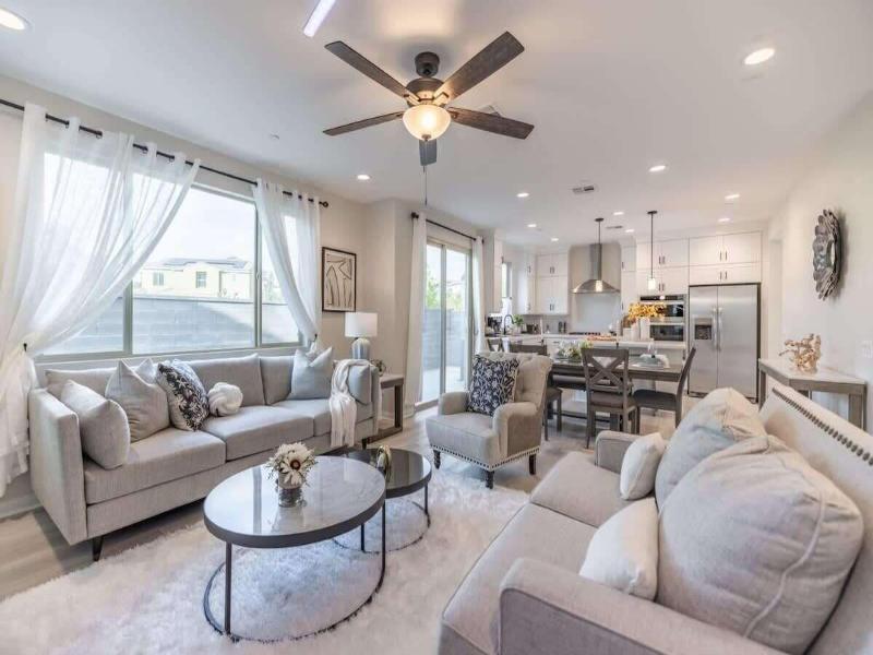 @marbella Lane -amazing 5br Home In Rancho Mission image