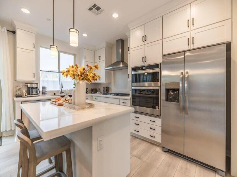 @marbella Lane -amazing 5br Home In Rancho Mission image
