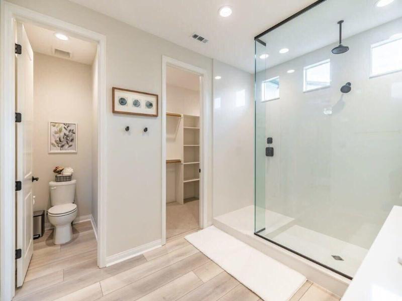@marbella Lane -amazing 5br Home In Rancho Mission image