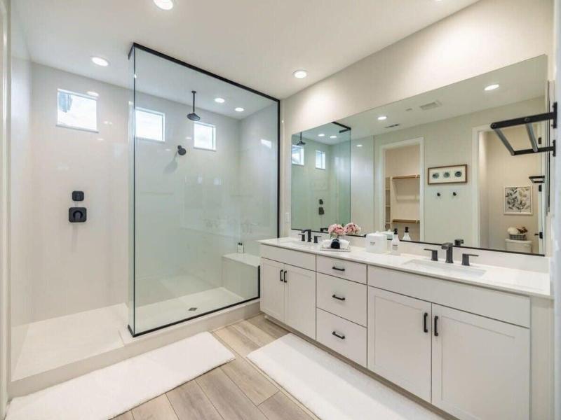 @marbella Lane -amazing 5br Home In Rancho Mission image