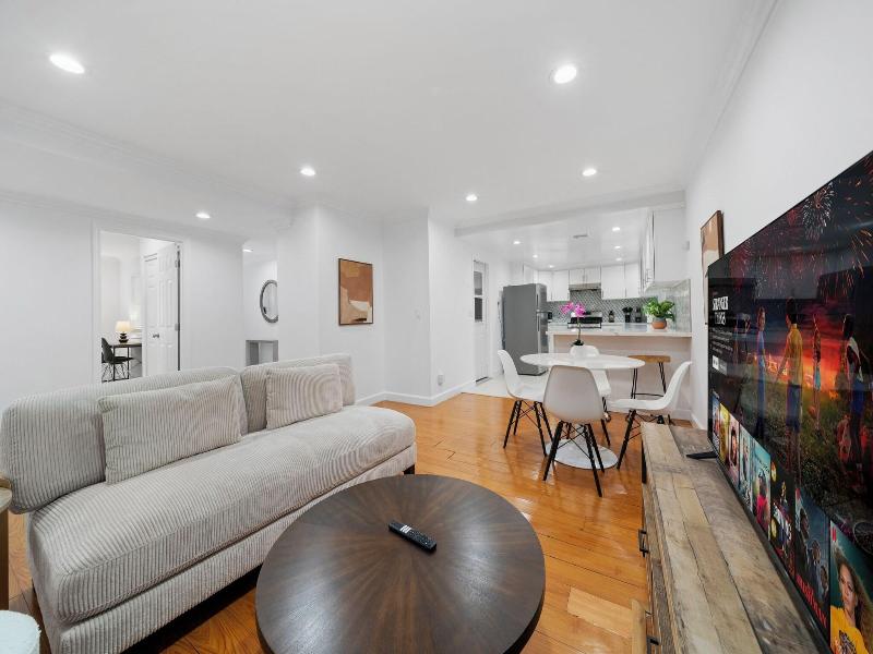 @ Marbella Lane - Serene And Pristine Home image