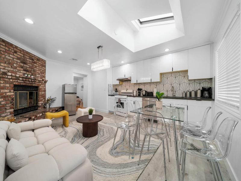 @ Marbella Lane - Serene And Pristine Home image