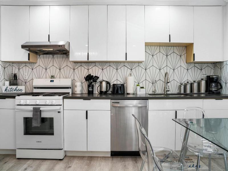 @ Marbella Lane - Serene And Pristine Home image